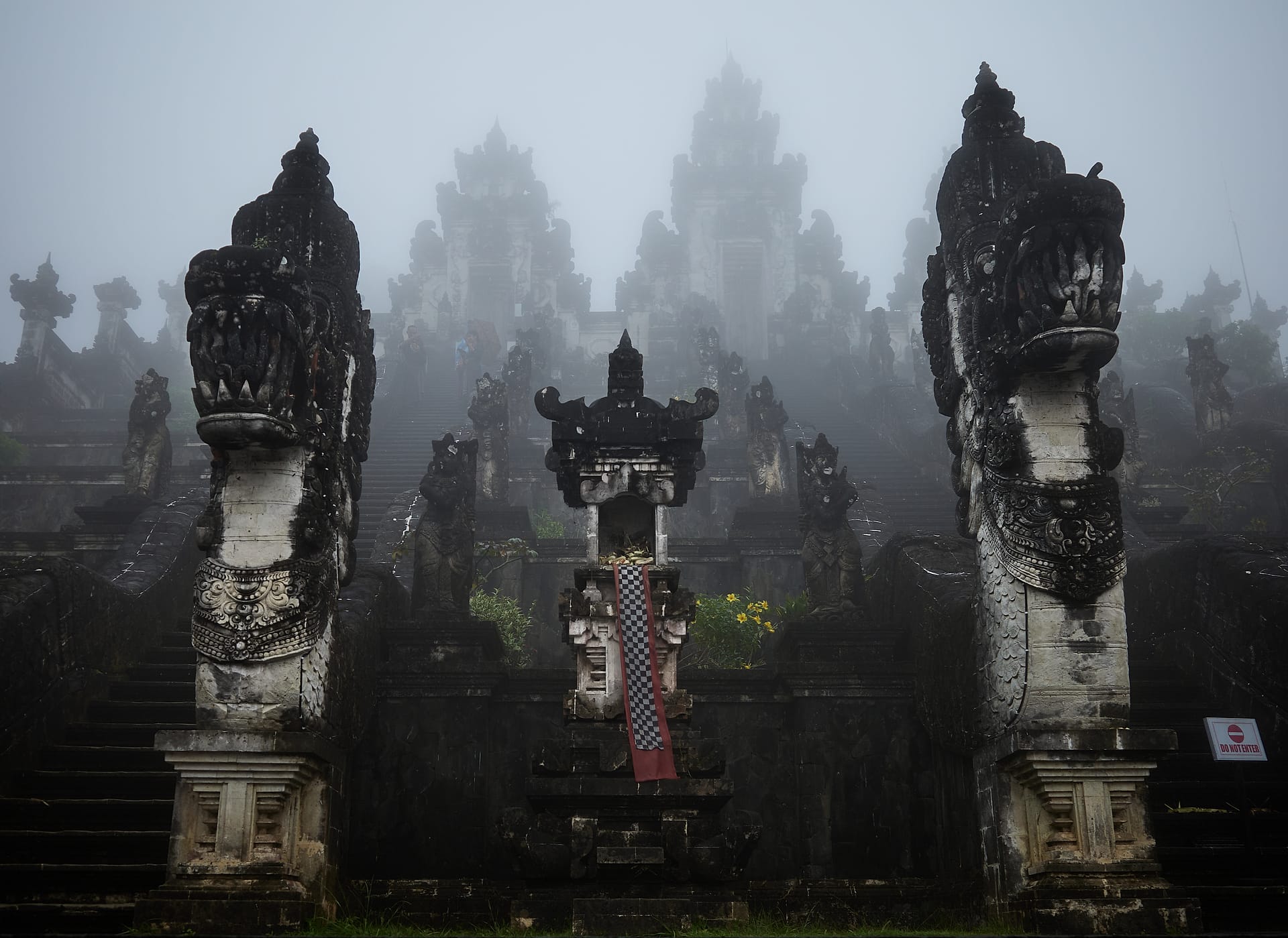 Veiled Temple Ascent